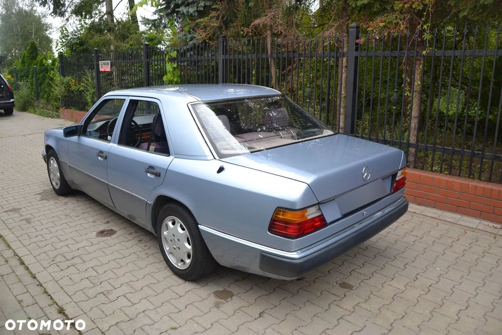 Mercedes-Benz W124 (1984-1993) - 3