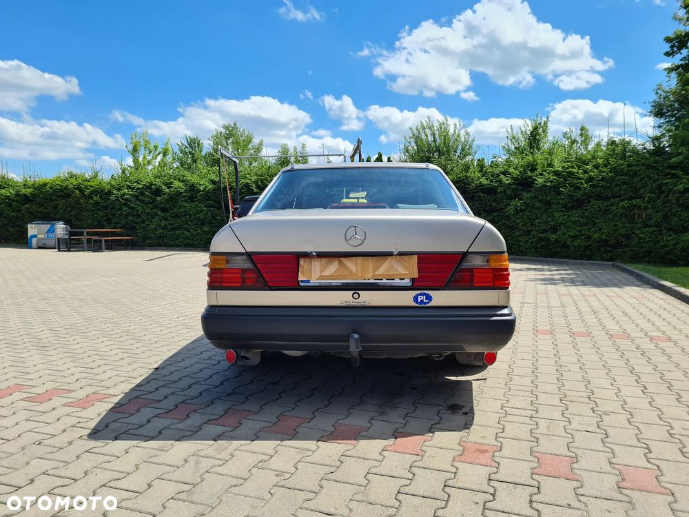 Mercedes-Benz W124 (1984-1993) - 6