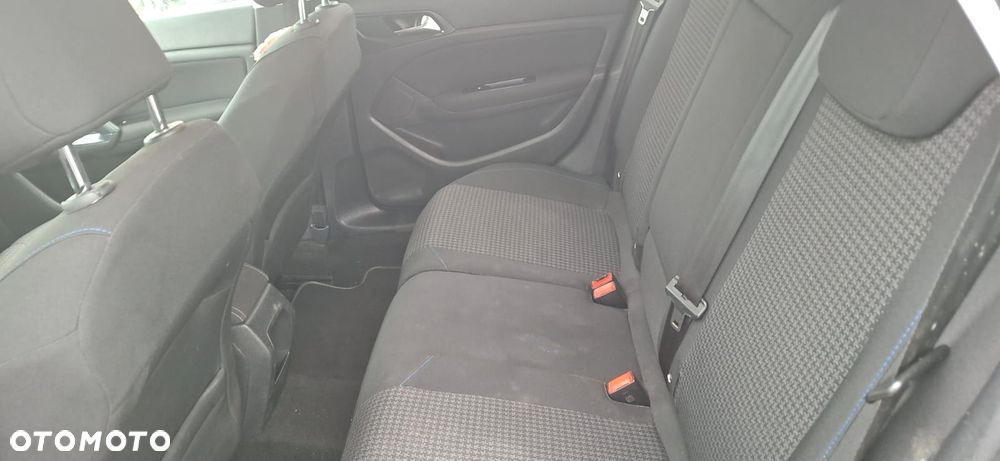 Peugeot 308 PureTech 130 GPF Stop & Start Allure - 14