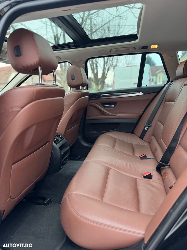 BMW Seria 5 520d Aut. Luxury Line - 10