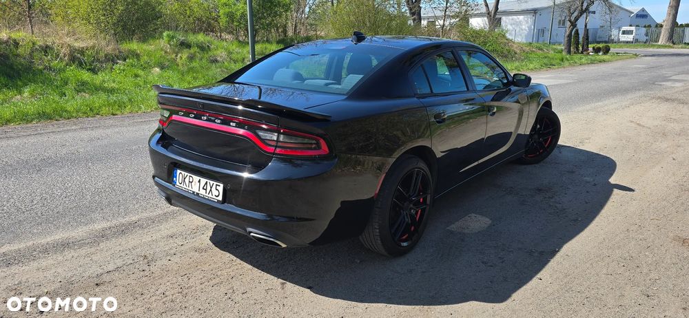 Dodge Charger - 5
