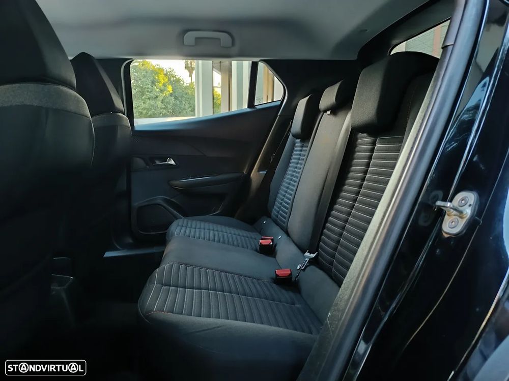 Peugeot 2008 1.2 PureTech Active - 14