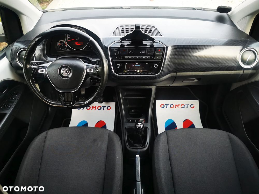 Volkswagen up! high - 19