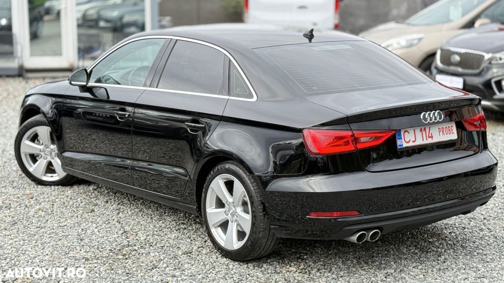 Audi A3 2.0 35 TDI S tronic Sport - 3