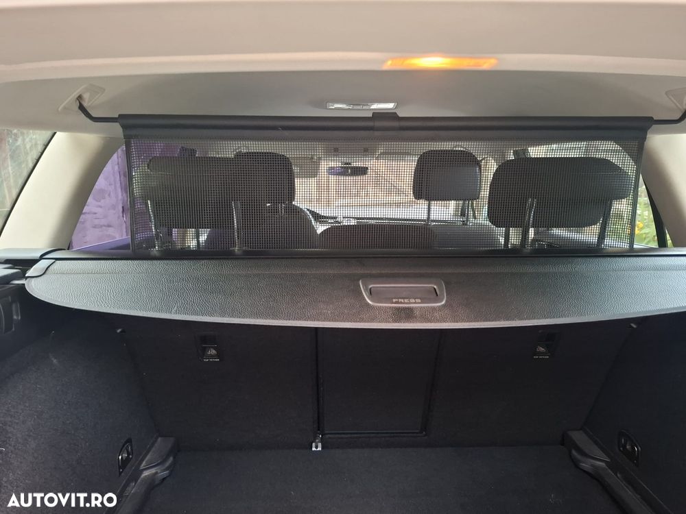Volkswagen Passat 2.0 TDI Comfortline - 38