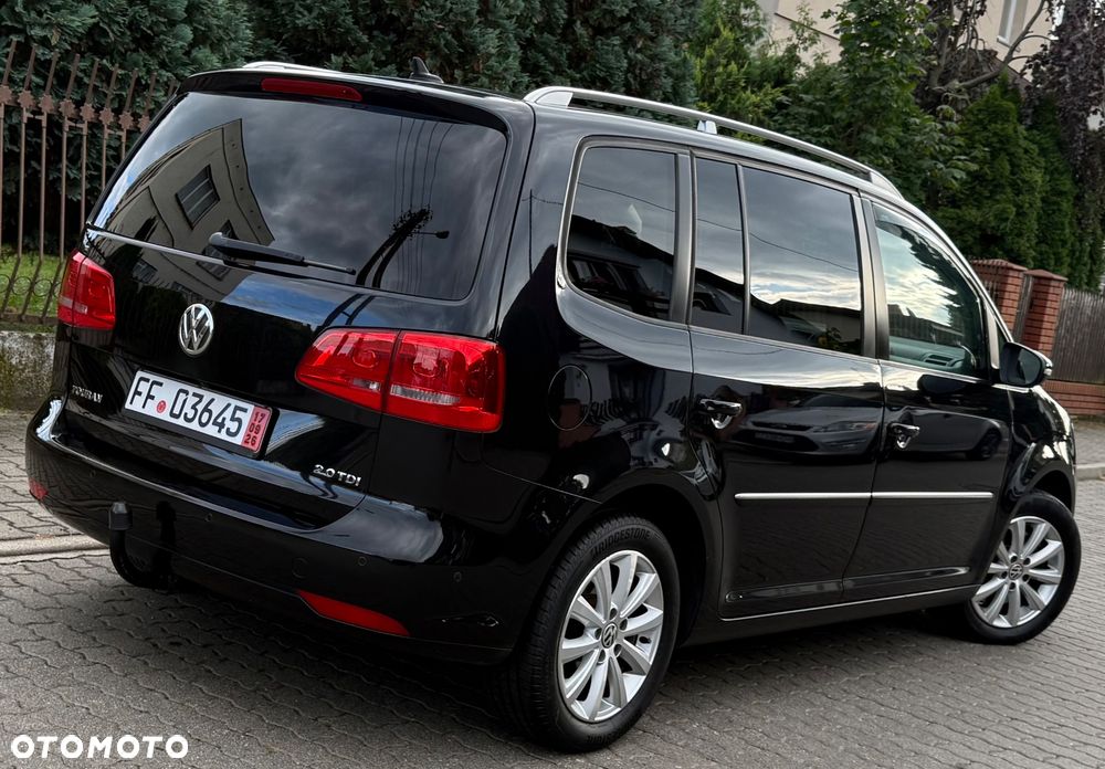 Volkswagen Touran 2.0 TDI DPF DSG Highline - 3