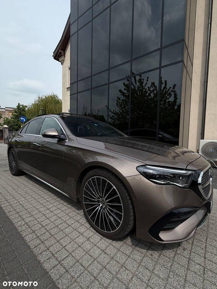 Mercedes-Benz Klasa E 220 d mHEV AMG 9G-Tronic - 2