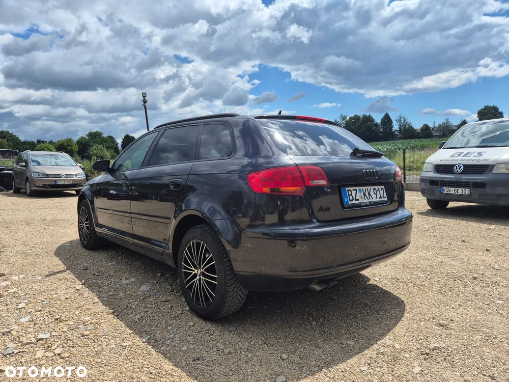 Audi A3 Sportback 1.9 TDI Attraction - 4