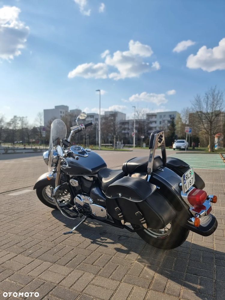 Suzuki VL 800 Volusia - Boulevard C50 - 3
