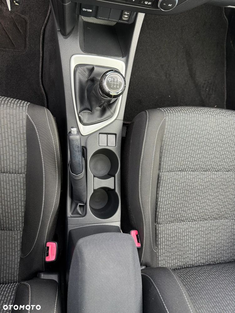 Toyota Auris - 21