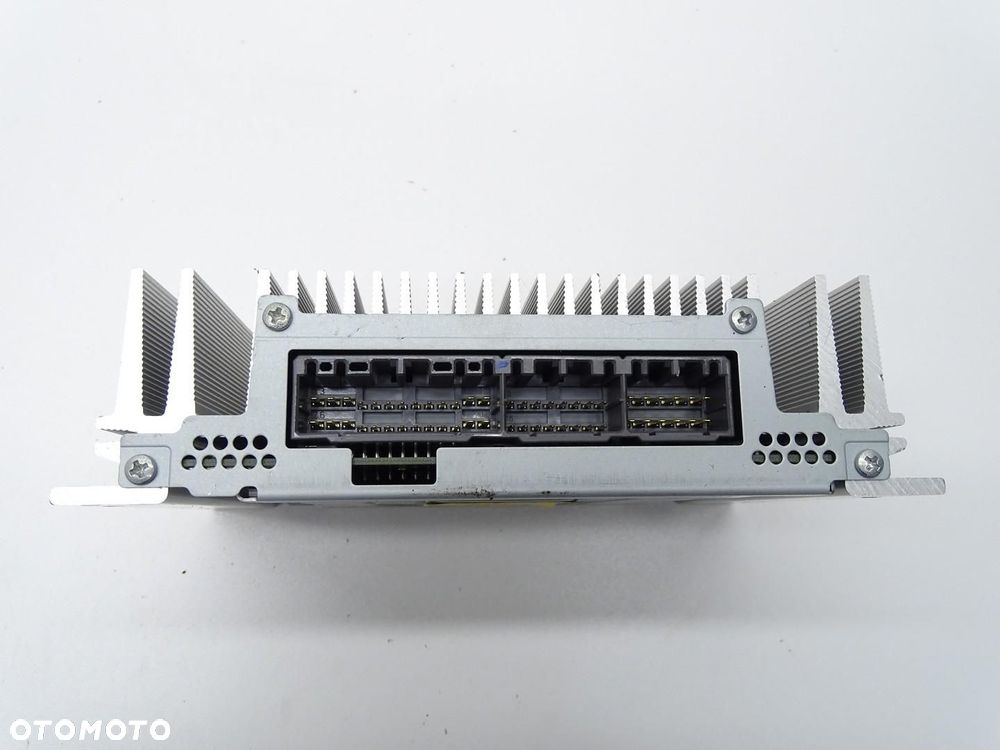 WZMACNIACZ RADIA RADIOWY 96370-2S301 HYUNDAI IX35 - 2