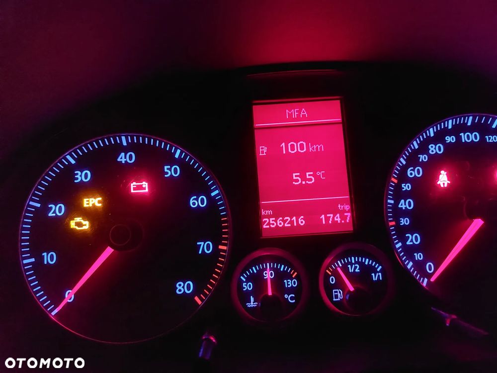 Volkswagen Touran 1.6 Freestyle - 9