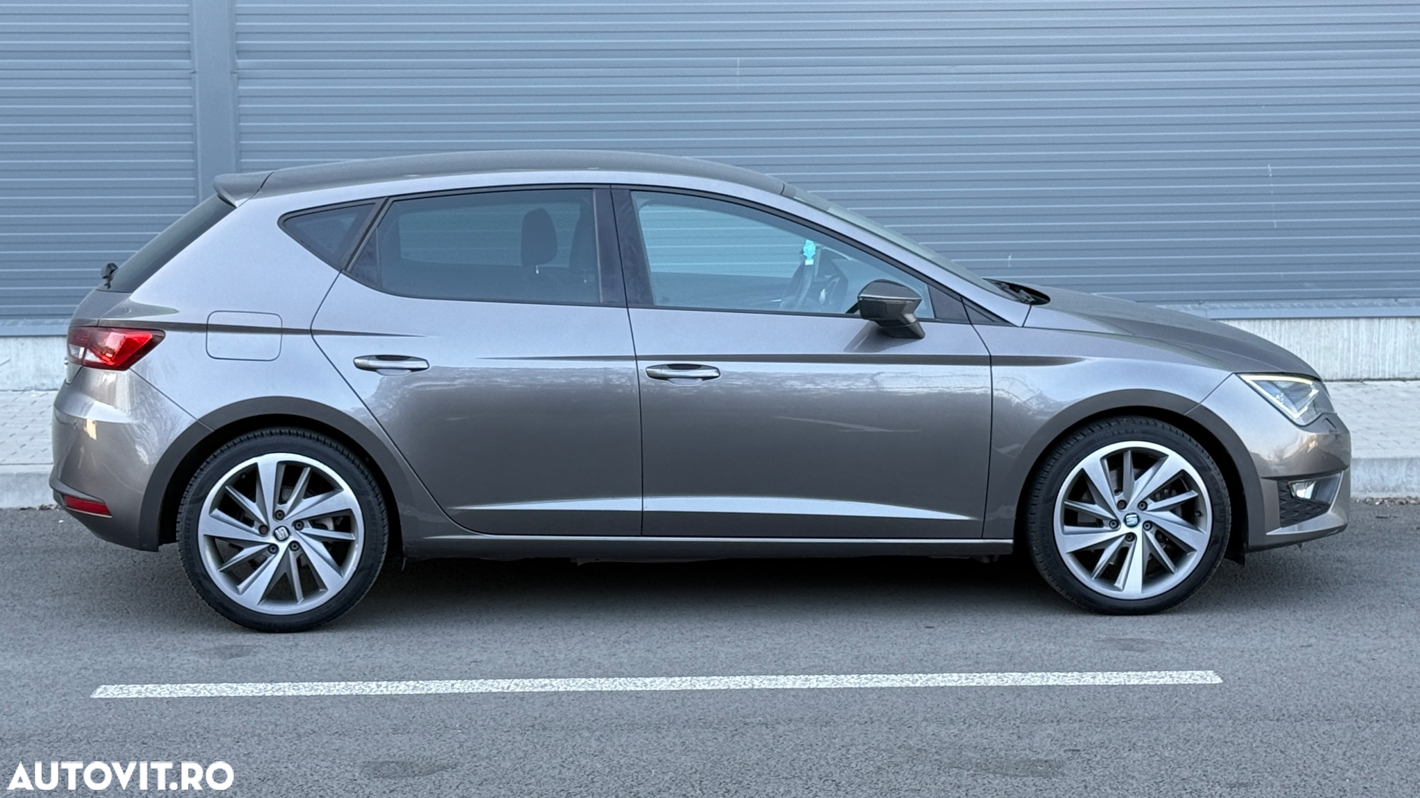 Seat Leon ST 2.0 TDI Start&Stop DSG FR - 21