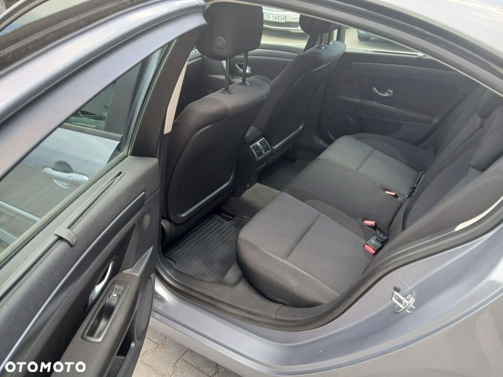 Renault Laguna - 11