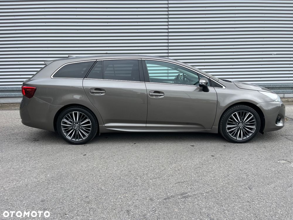 Toyota Avensis Touring Sports 1.8 Multidrive S Edition S+ - 9