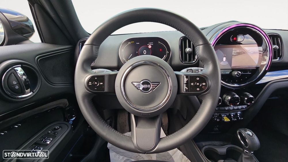 MINI Countryman Cooper SE Premium Classic Auto - 11
