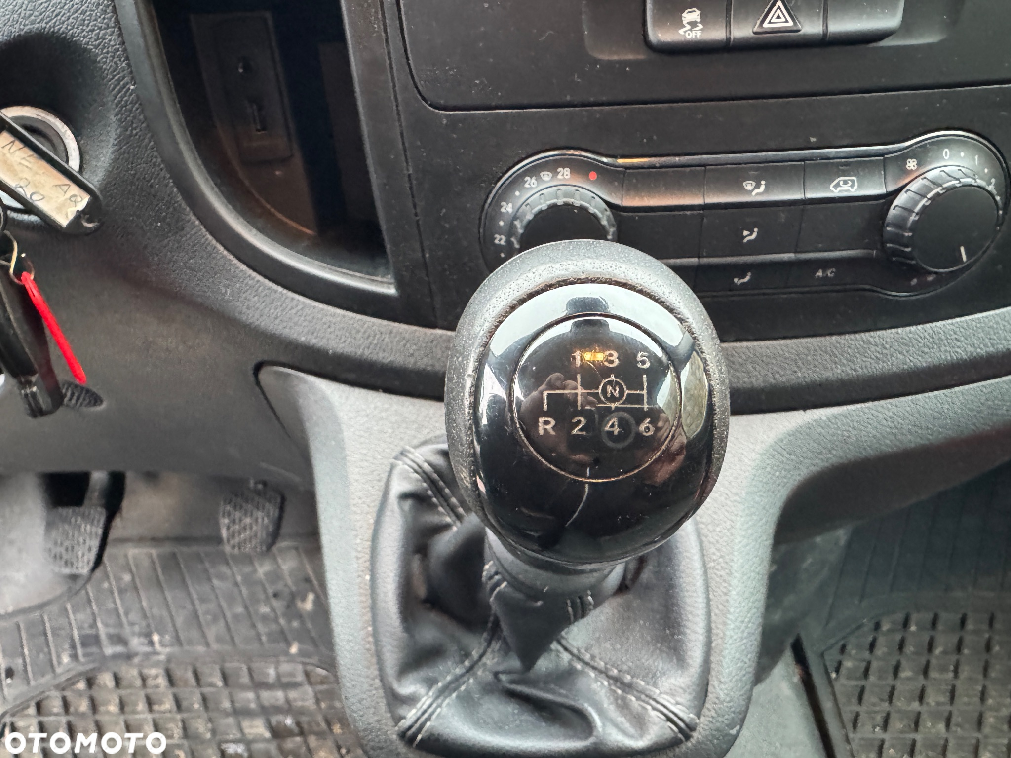Mercedes-Benz Vito - 14