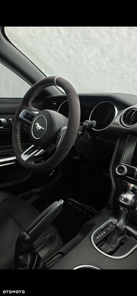 Ford Mustang - 27