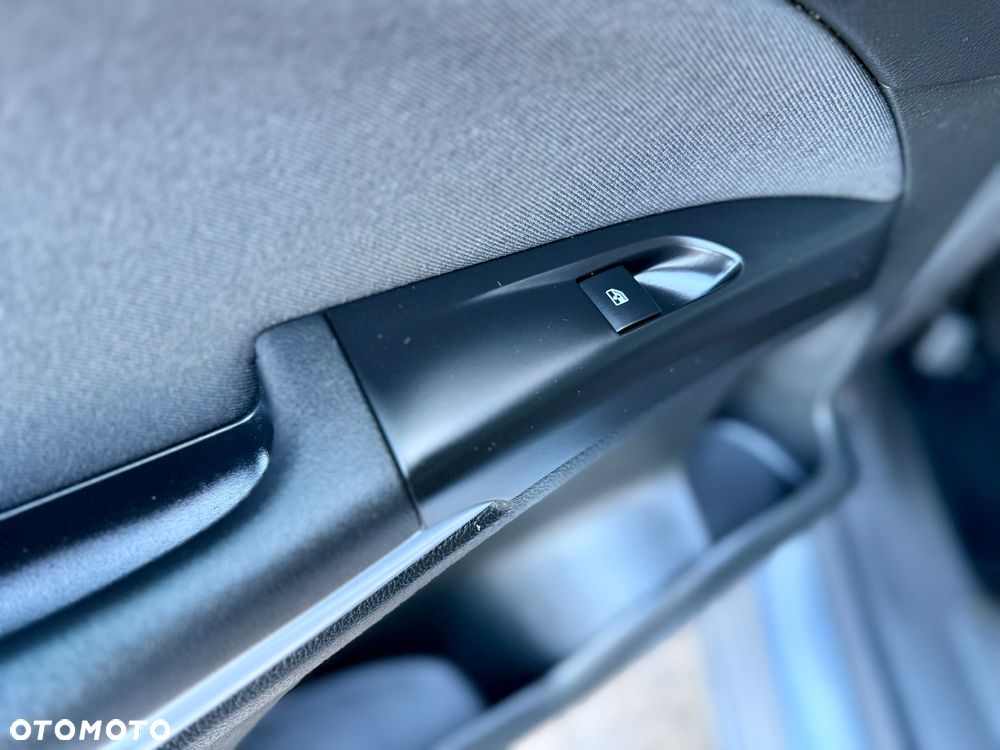 Opel Zafira 1.6 DIT Automatik 120 Jahre - 32