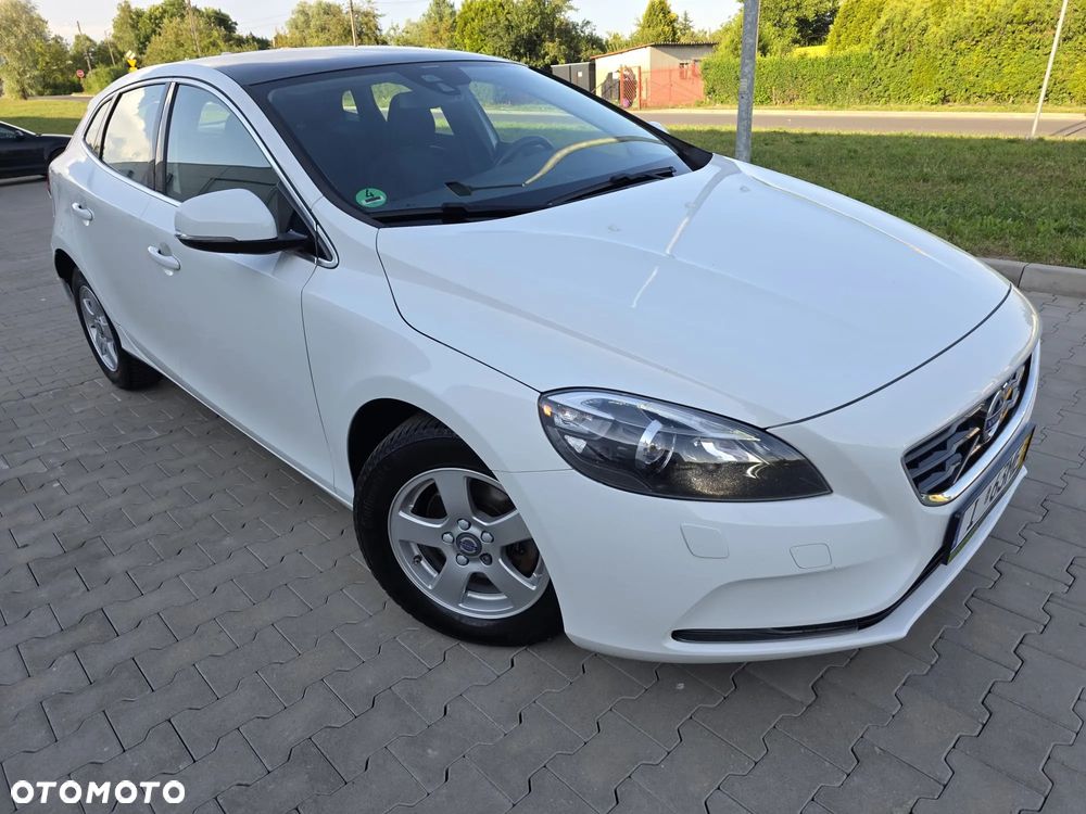 Volvo V40 D2 - 2