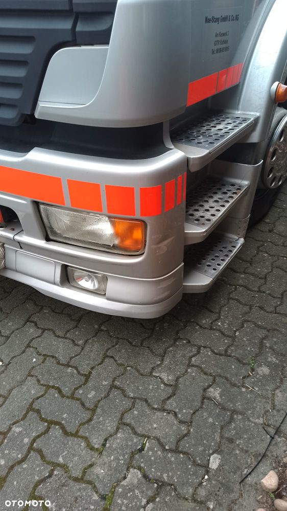 Mercedes-Benz 18 225 - 22