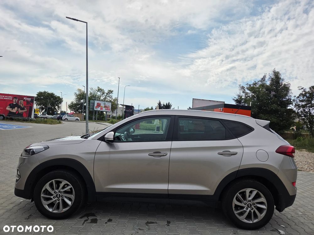 Hyundai Tucson 1.6 GDI BlueDrive Comfort 2WD - 4