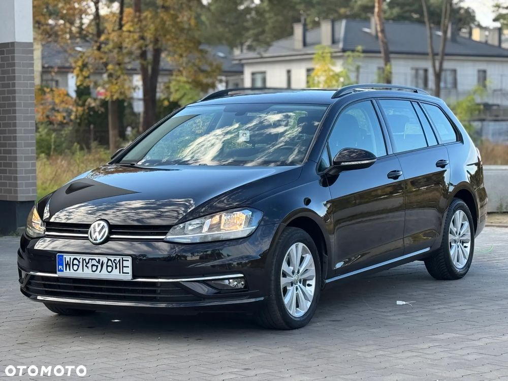 Volkswagen Golf - 11