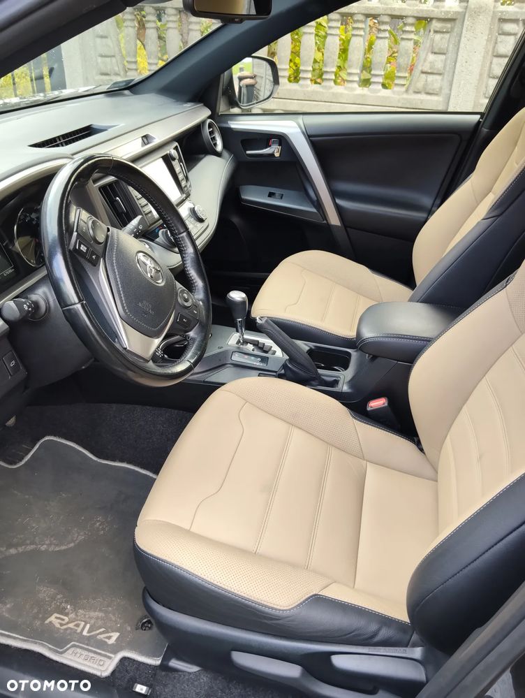 Toyota Rav4 2017 photo 4