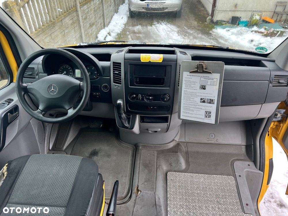 Mercedes-Benz Sprinter - 8
