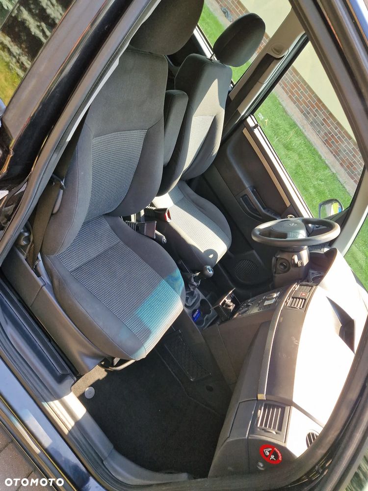 Opel Meriva 1.6 16V - 15