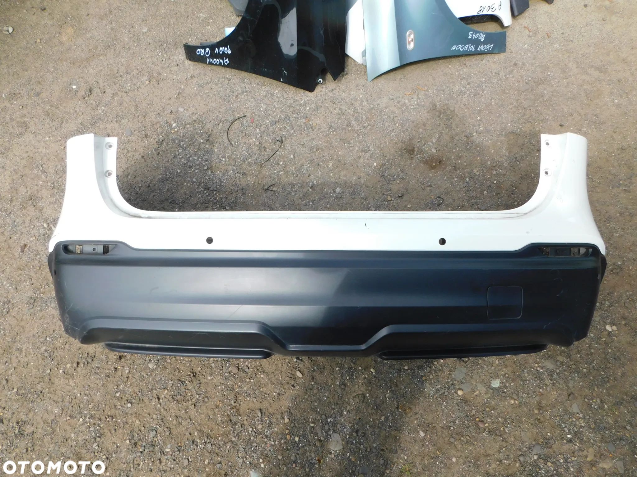 nissan qashqai J11 zderzak nr 40332 WYSYŁKA - 1