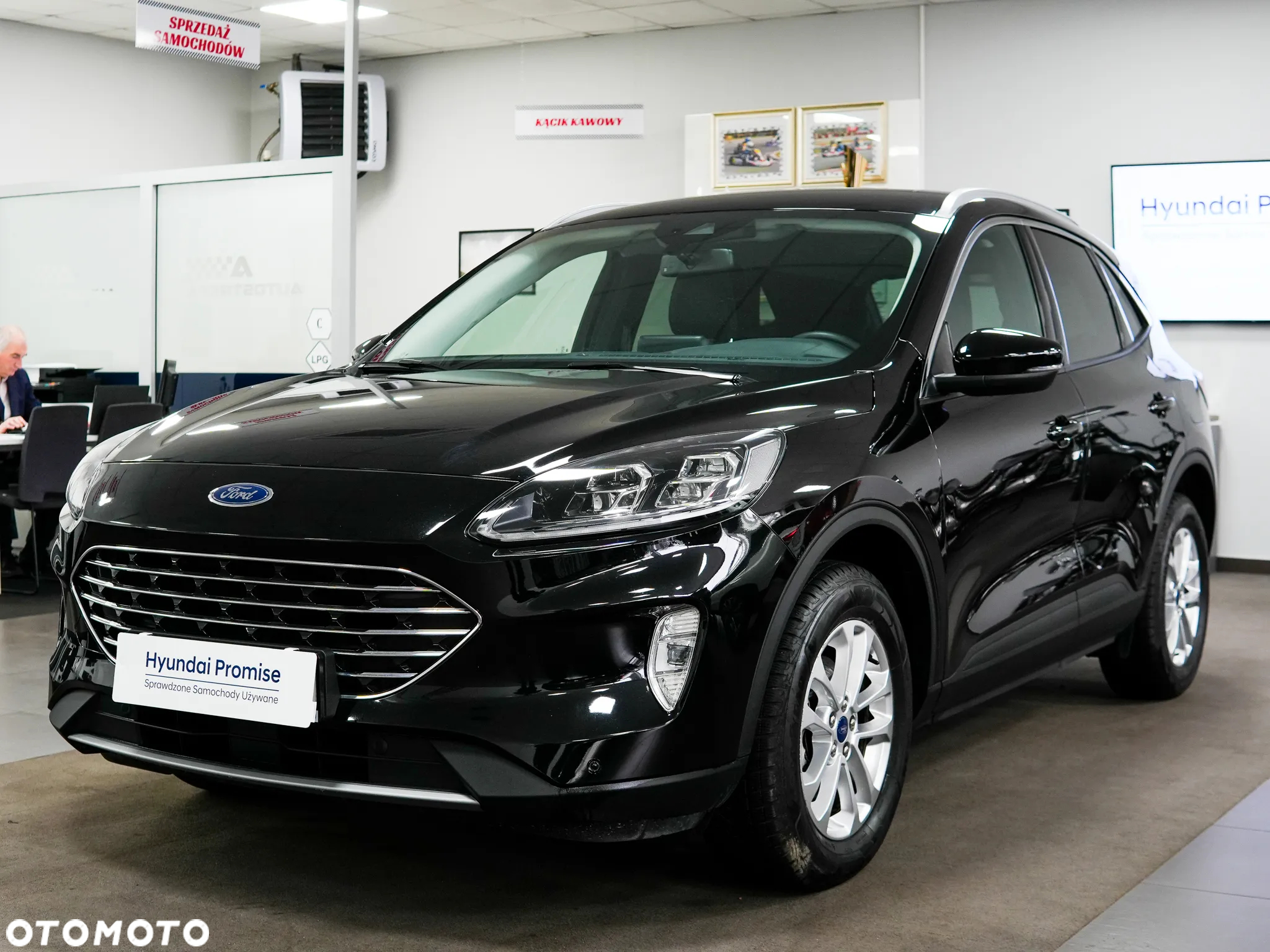 Ford Kuga - 3