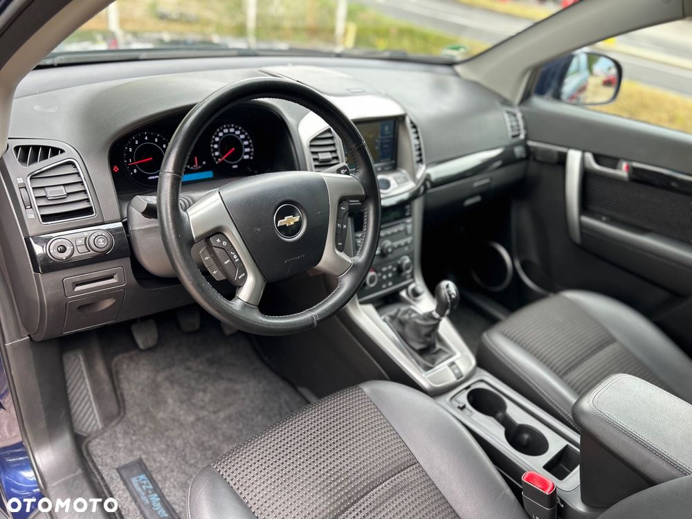 Chevrolet Captiva 2.4 2WD LT - 10