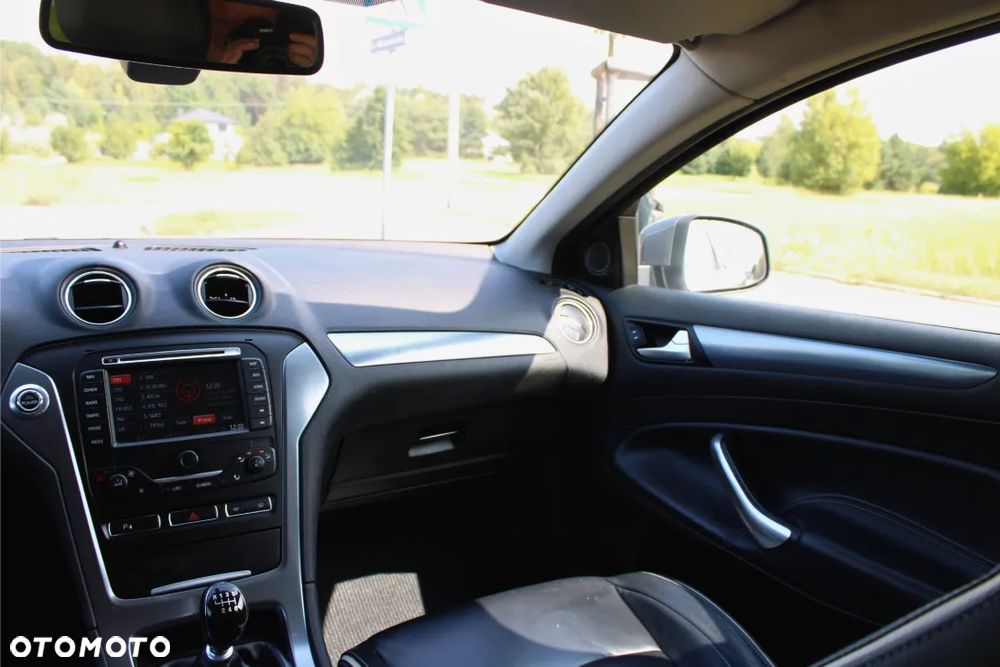 Ford Mondeo 2.0 TDCi Titanium - 26