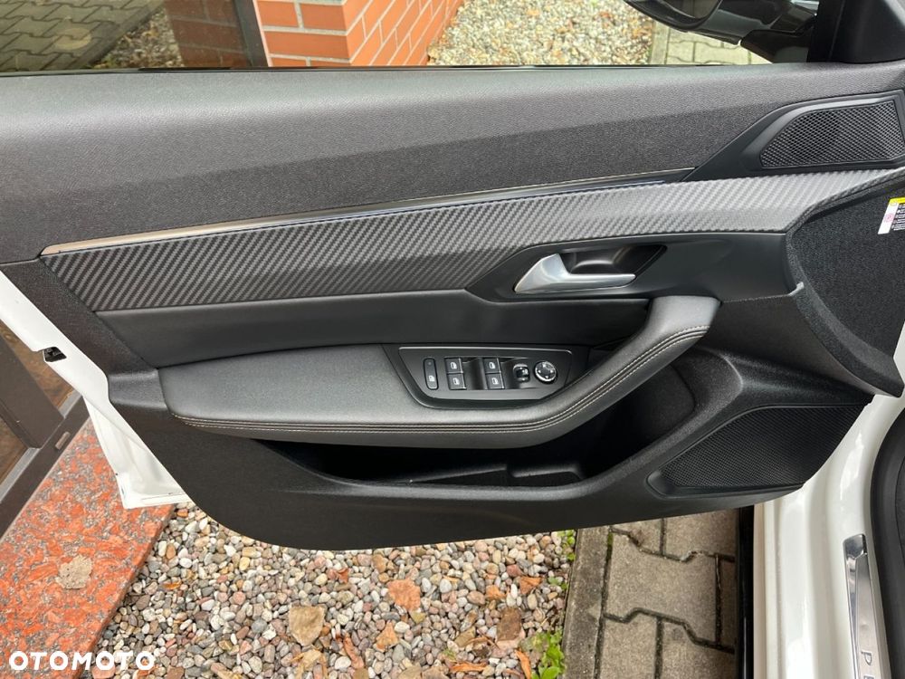 Peugeot 508 SW Hybrid 225 e-EAT8 Allure Pack - 23