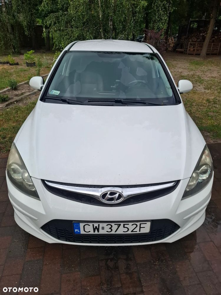 Hyundai i30 1.6 CRDi Base + - 4