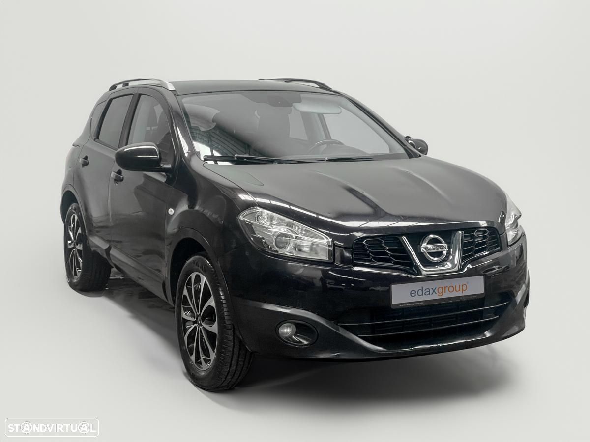 Nissan Qashqai - 1