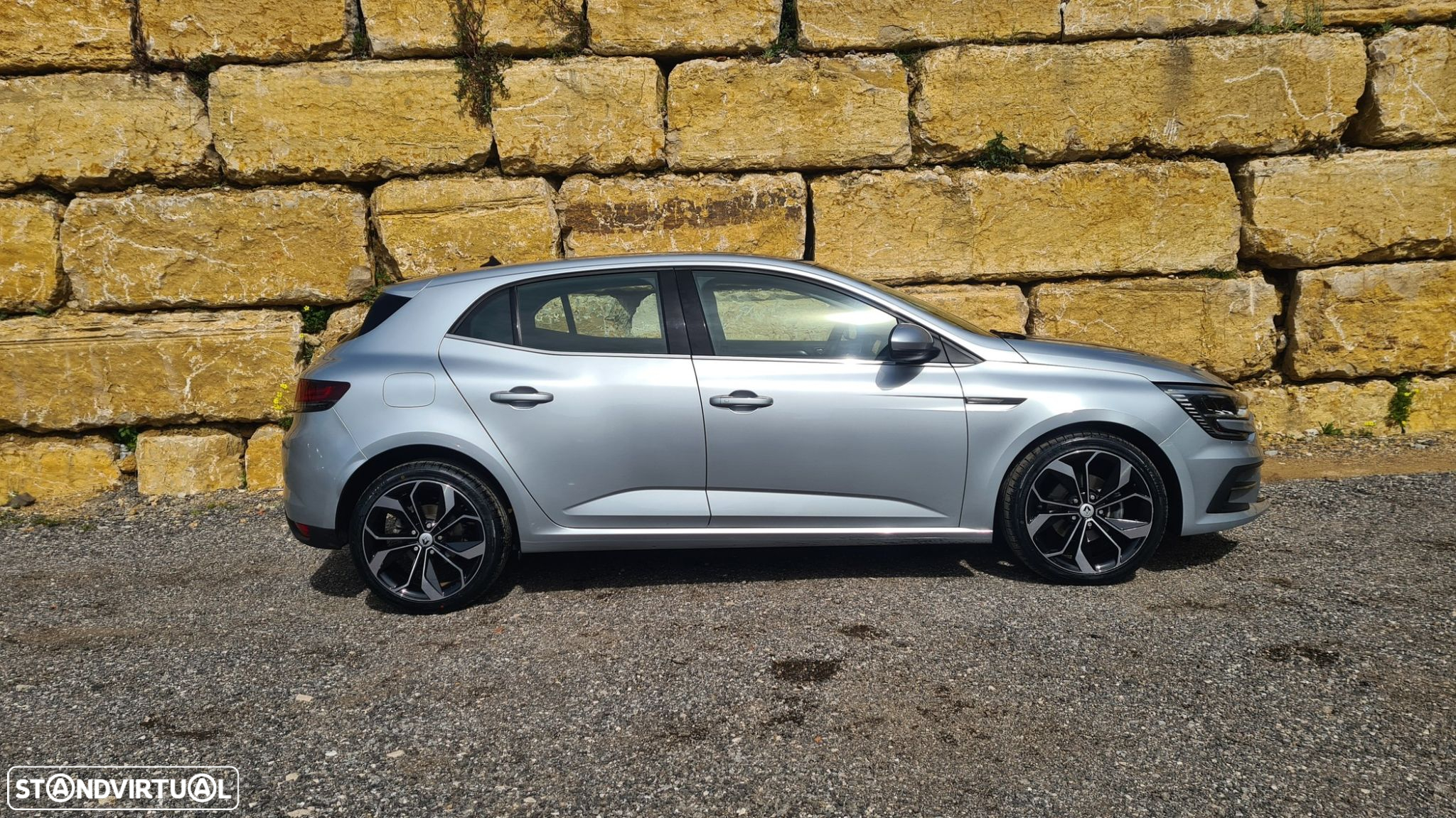 Renault Mégane 1.5 Blue dCi Intens EDC - 4