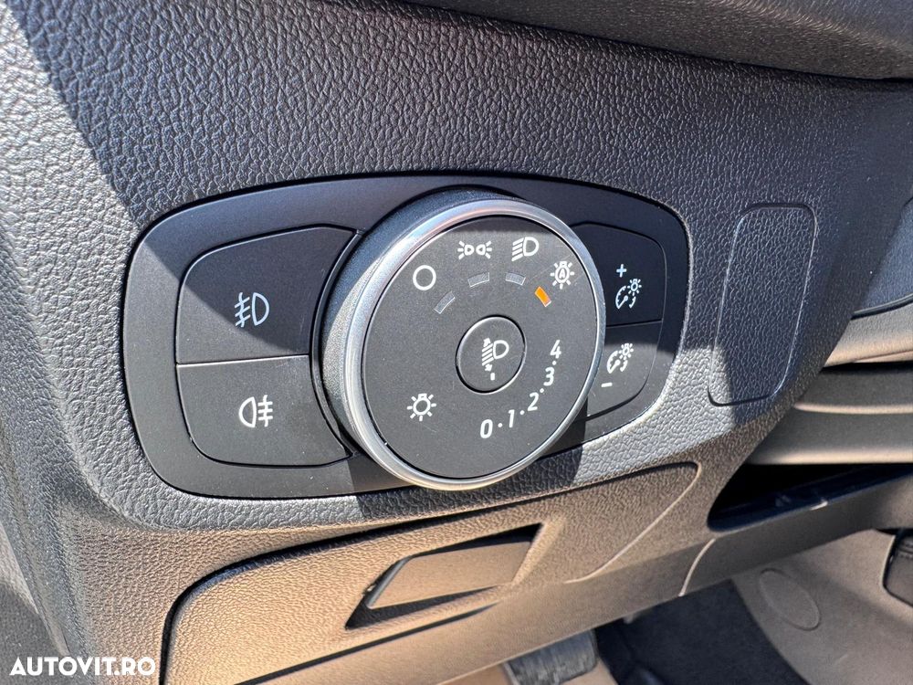 Ford Focus 2.0 EcoBlue Active Business - 19