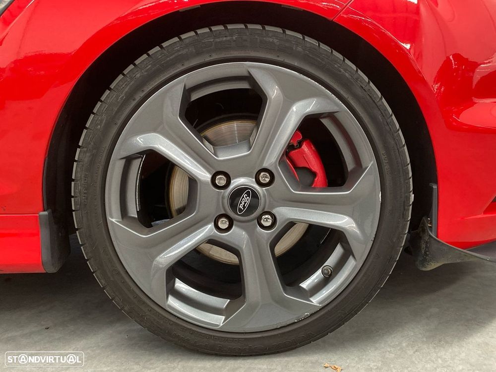 Ford Fiesta - 19