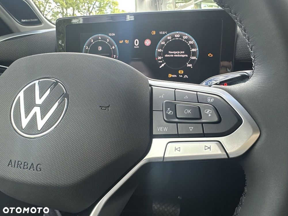 Volkswagen T-Roc - 18