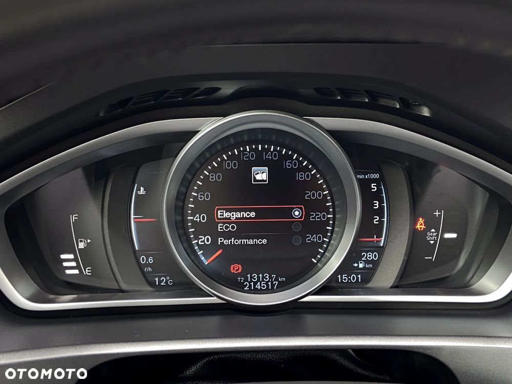 Volvo V40 D2 You - 30
