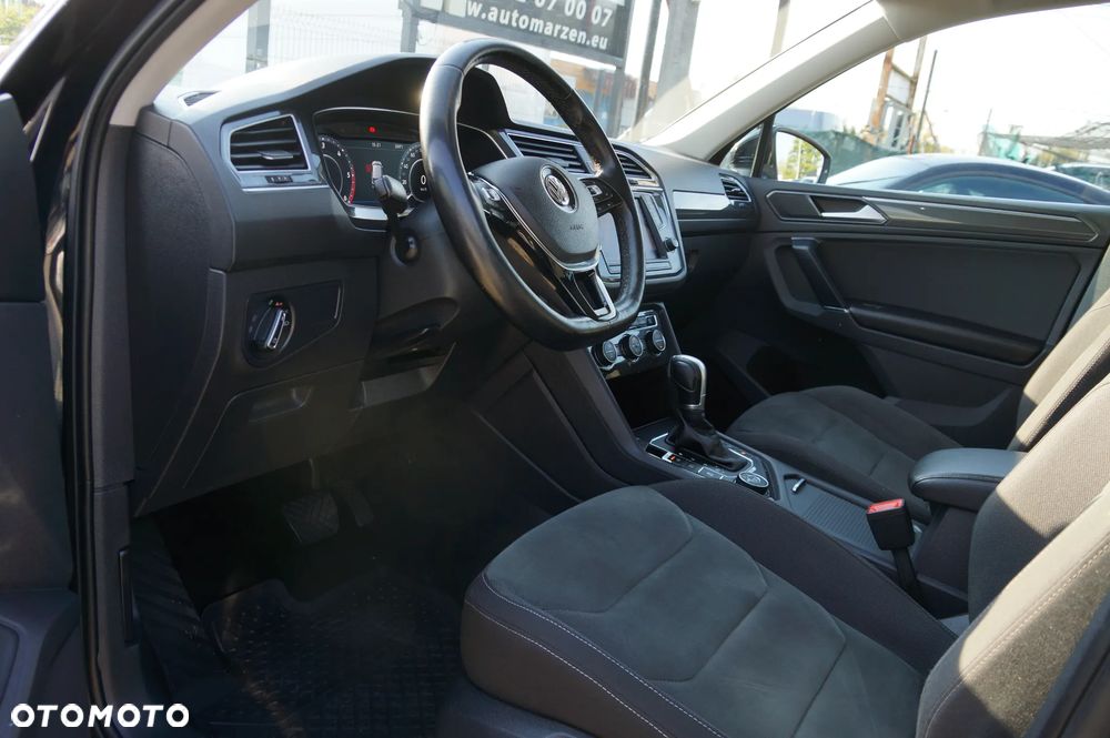 Volkswagen Tiguan 2.0 TDI SCR 4MOTION (BlueMotion Techn.) DSG Highline - 22