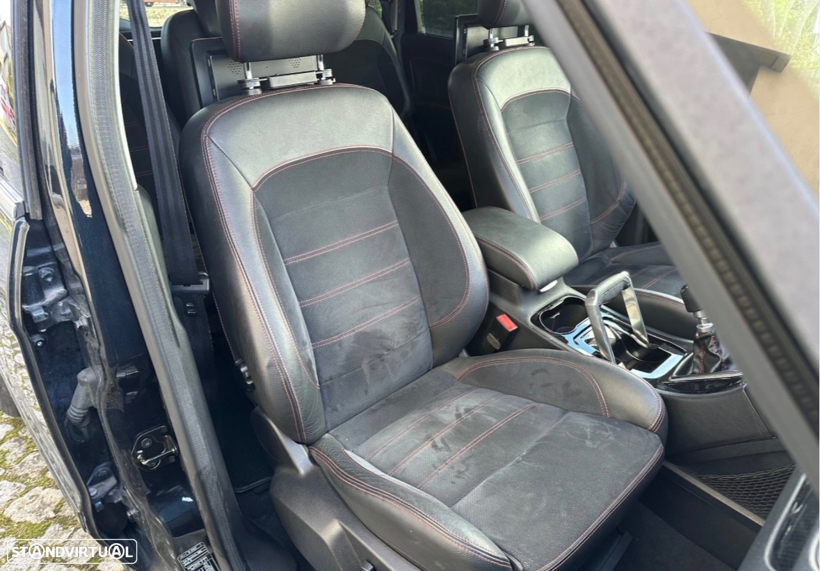 Ford S-Max 2.0 TDCi Titanium 7L - 30