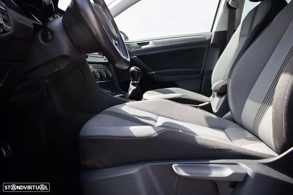 VW Golf Variant 1.6 TDi Highline - 11