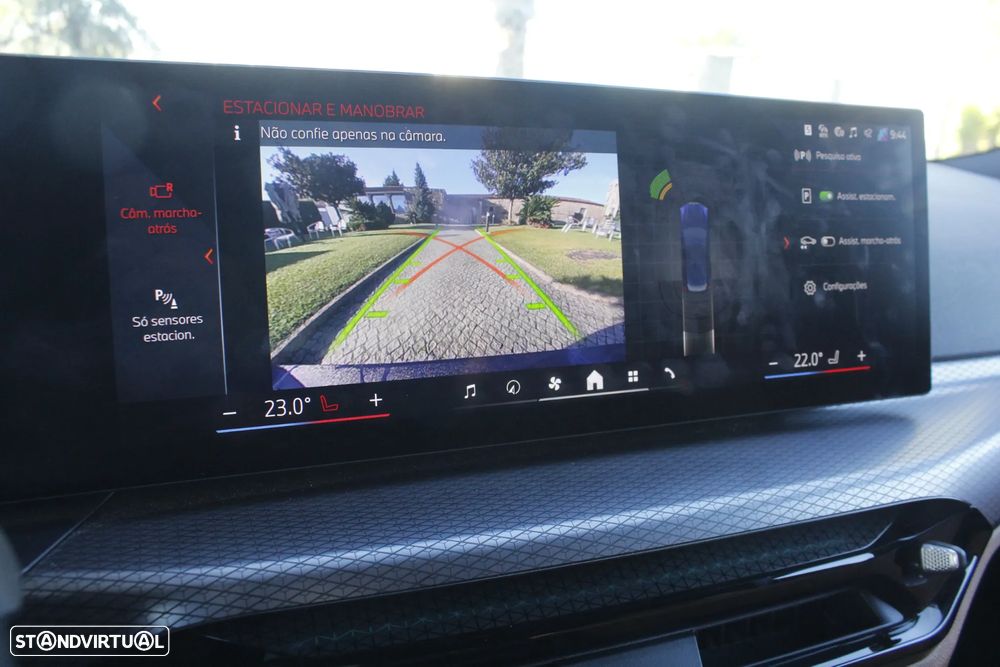 BMW 330 e Touring Pack Desportivo M Pro Auto - 18