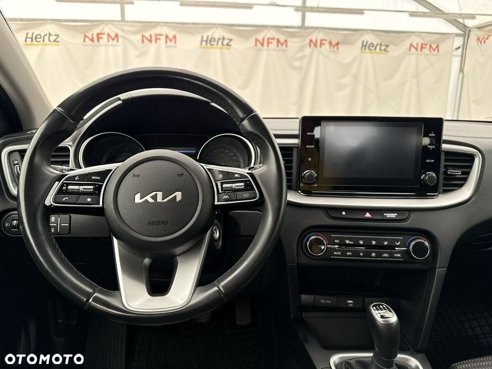 Kia Ceed - 15