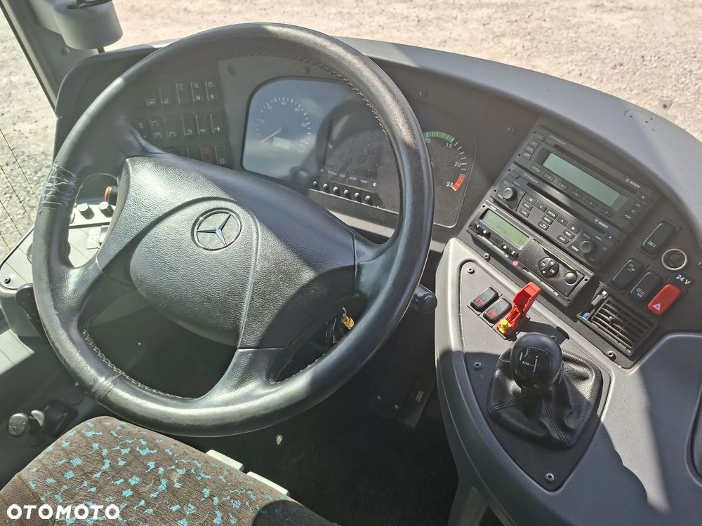 Mercedes-Benz Tourismo RHD-M - 22