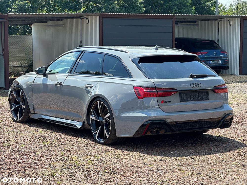 Audi RS6 Avant - 2