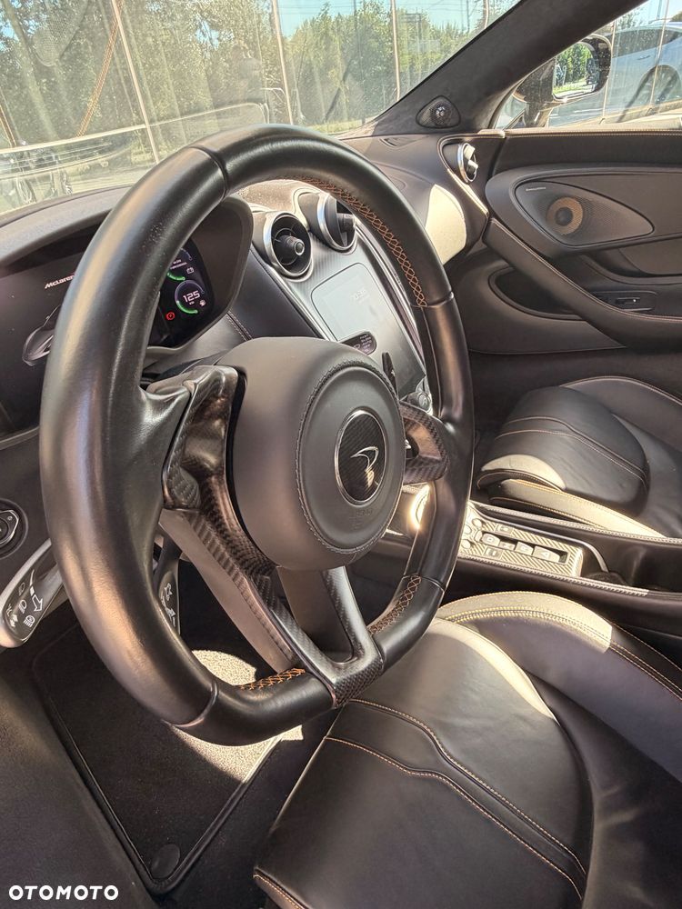 McLaren 570S Coupe - 23